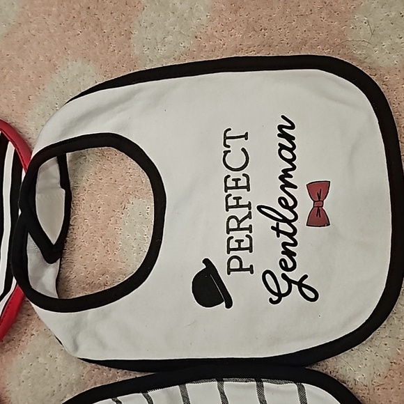 F Little Treasure Baby Bib Set, 4 pieces black red Perfect Gentleman N W/o tags - Picture 4 of 8